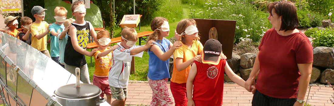 Regenbogenbande-im-Garten-Temp.-Spiele-032